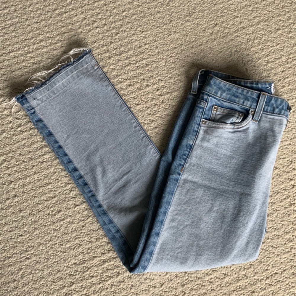 DEREK LAM 10 CROSBY Gia Contrast Mid-Rise Faded Raw Hem Crop Flare Jeans